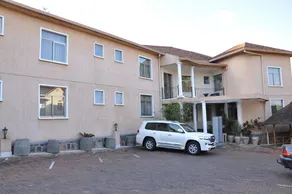 Garr Hotel - Image 4
