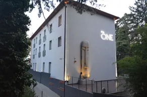 The One Hotel - Image 2