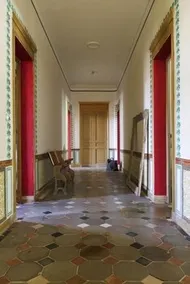 La Petite Nice - Image 2
