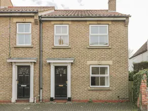 4 Castle Mews - Image 4