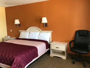 Heights Inn - Image 2