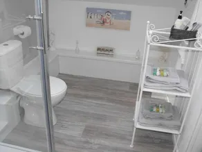 Chambre D'Hotes 19 - Image 2