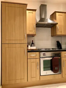 2 Bedroom Flat Near Leith - Image 2