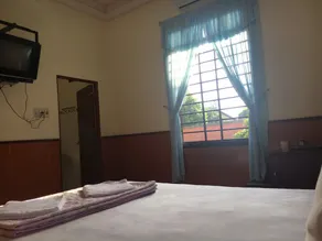 Minh Duc Guest House by OYO Rooms - Image 2