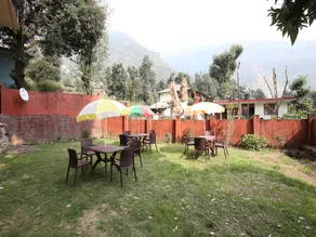 OYO 9942 Hotel Ravine - Image 3
