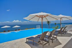 Bluebay Vacation Rentals At Vista Mare - Image 4
