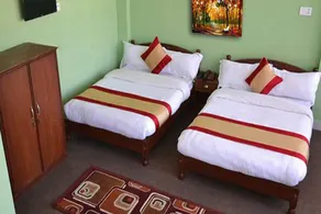 Hotel Mount Everest - Image 3