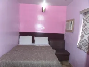 Peaceland Hotel Ltd - Image 5