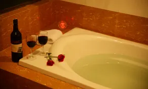 Ayarwaddy River View Hotel - Image 3