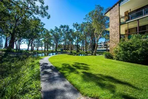 Bay Parklands 52 - Little Beach - Image 3