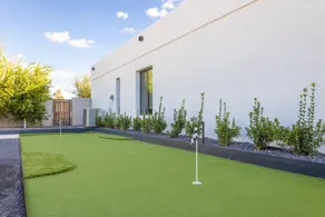New Listing! Lavish : Resort-style Backyard 5 Bedroom Home - Image 2
