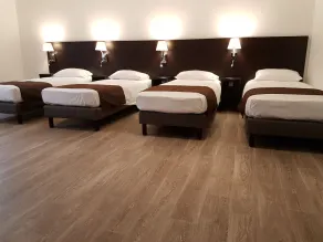 Nevers Hotel - Image 2