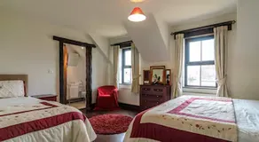 Country Manor B&B - Image 5