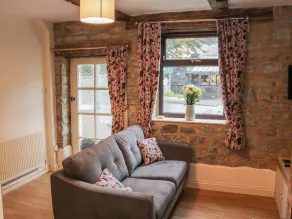 Pinner's Cottage - Image 5