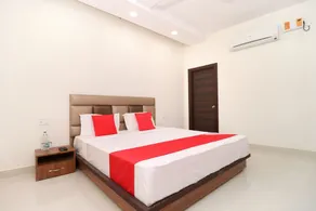 Jasco Royal Inn By OYO Rooms - Image 2