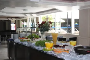 Villa das Termas Hotel - Image 2