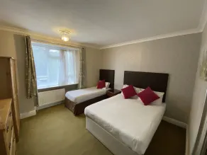 Hinton Firs Hotel - Image 5