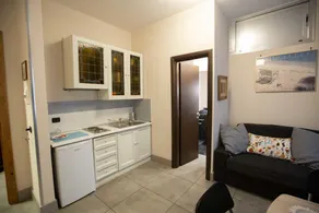 Two Sisters Suites - Image 5