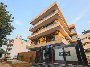 Silverkey Medanta Sec 38 By OYO Rooms - Image 5