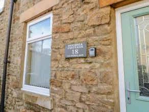 Fuchsia Cottage - Image 5