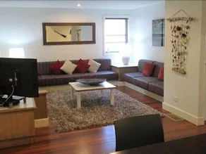Eucalypt Deluxe Family Resort Cottage - Image 2
