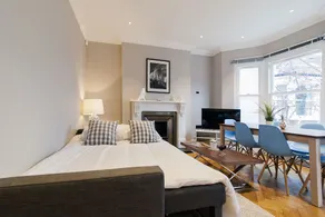 FG Apartments - Barons Court Residence - Image 3
