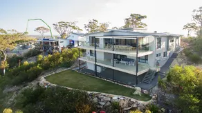 Hilltop Hideaway - Image 3