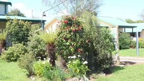 Meredith House & Apartments Strahan - Image 5