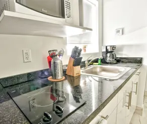 Dolce Suites South Beach - Image 4