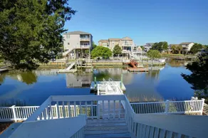 Sea Shanty 3 Bedroom Home by RedAwning - Image 3