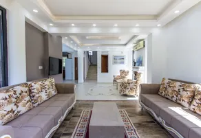 Villa Serra by Villamnet - Image 2
