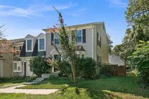 Top Rated Townhome - Largest Corner Unit With Patio, Deck, Basement, and new Luxury Mattresses! Self Checkin. Super Host Support! - Image 3