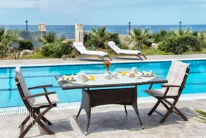 Cretan Beachfront Villas - Image 4