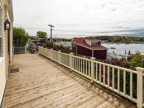 New Listing! All-suite Harbor-view W/ Deck 4 Bedroom Home - Image 4
