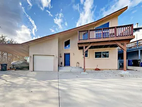 Oak Shores 2br + Loft W/ Shared Pool & Mini Golf 2 Bedroom Home - Image 5