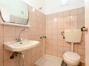 Village Oasis Annex - Image 4