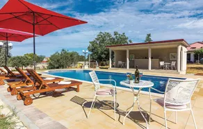 Nice Home in Vodnjan With Wifi and 3 Bedrooms - Image 4