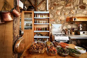 Nihan's Place Hotel - Image 3