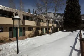 Aspen Townhouse East - Image 4