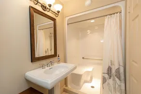 Sunset Lodge is a WNW Facing Family Friendly Cottage With Unforgettable Sunsets! - Image 3