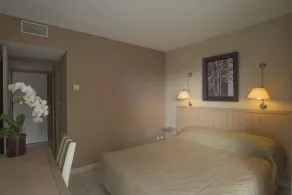 Excel Suites 206 YourHostHelper - Image 3
