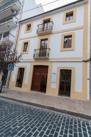 Youth Hostel Javea - Image 4