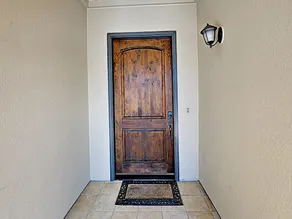 416 Lakeway - 3 Bedroom Condo - Image 5