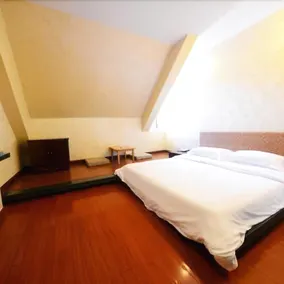 Hao Jing Hotel - Image 5