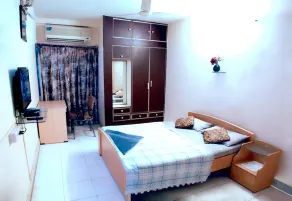 V Care Service Appartments - Image 2