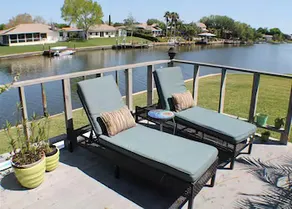 Cozy Canal - Image 3