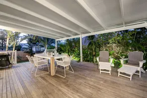 A Summer Cottage - Image 5