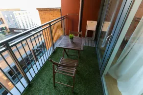 Bright comfy 2 bed apartment in trendy Dalston - Image 4