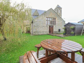 Bridge House - Image 4