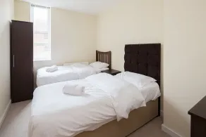 Golden Heights 7 - Image 2